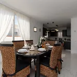 Villa Chayofa *