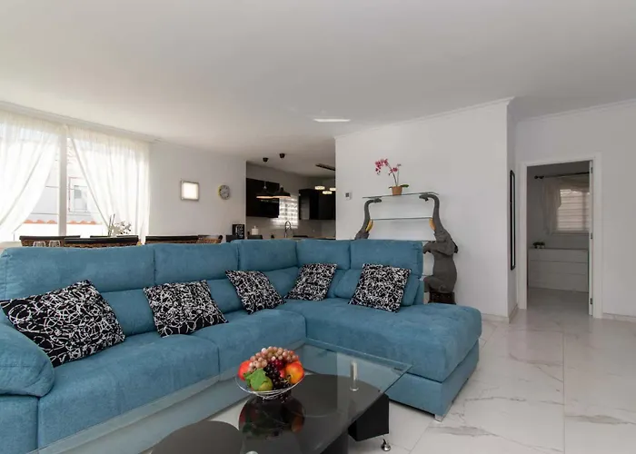 Villa Chayofa Villa *