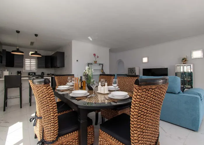 Villa Chayofa ヴィラ Chayofa